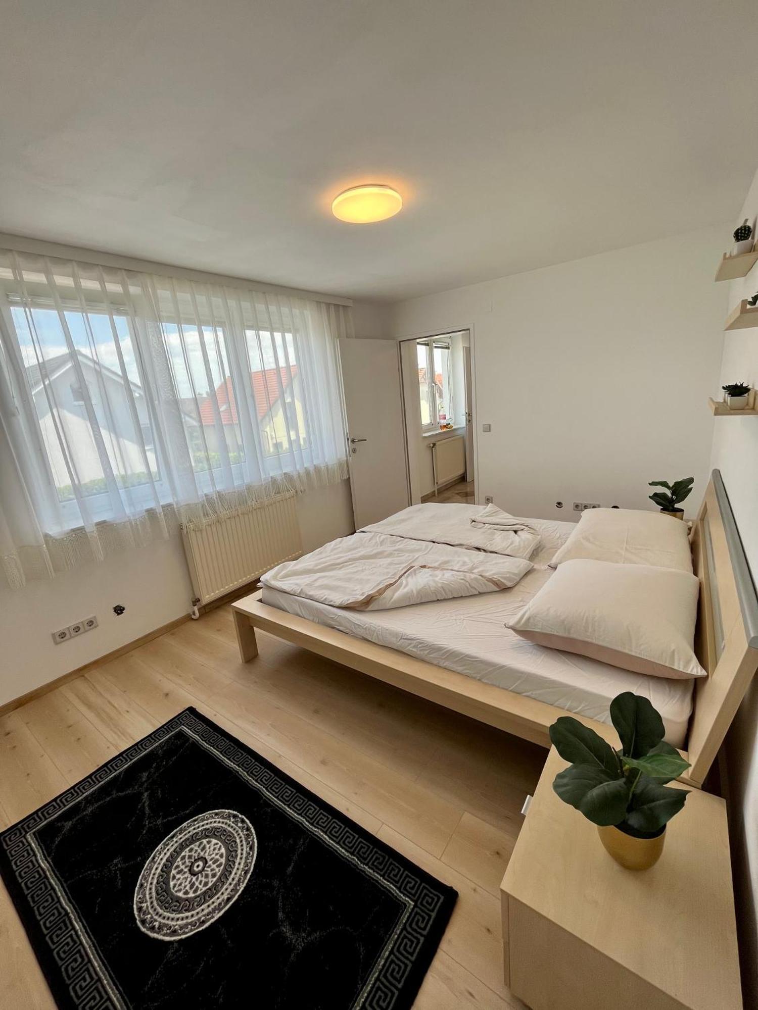 Atemberaubendes Apartment + Pool Вена Экстерьер фото